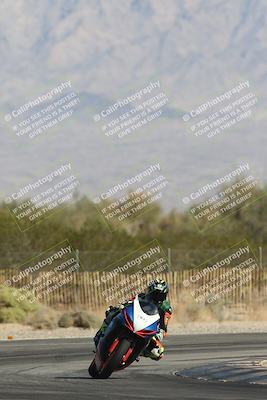 media/Oct-30-2025-Racers Edge (Thu) [[dabbdaf680]]/3-B Group/Session 2 Turn 2/